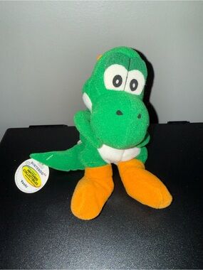 Nintendo 64 Collectible Yoshi N64 Beanbag Plush New w/Tag 1997 BD&A #20004